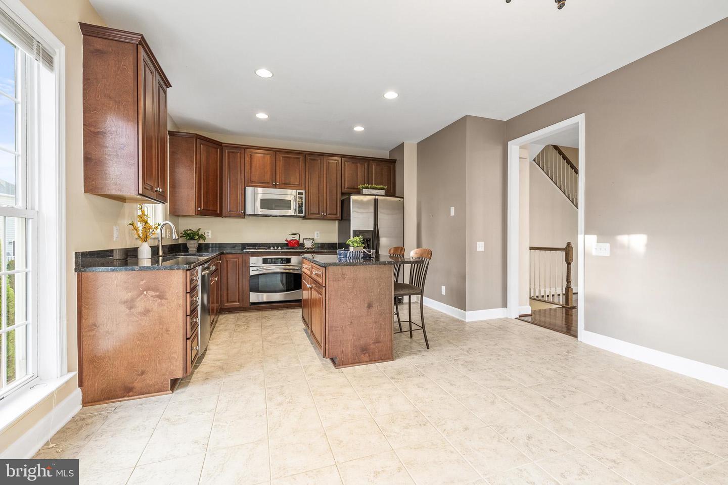 14819 POTOMAC BRANCH DR, WOODBRIDGE, Virginia 22191, 3 Bedrooms Bedrooms, ,2 BathroomsBathrooms,Residential,For sale,14819 POTOMAC BRANCH DR,VAPW2104310 MLS # VAPW2104310