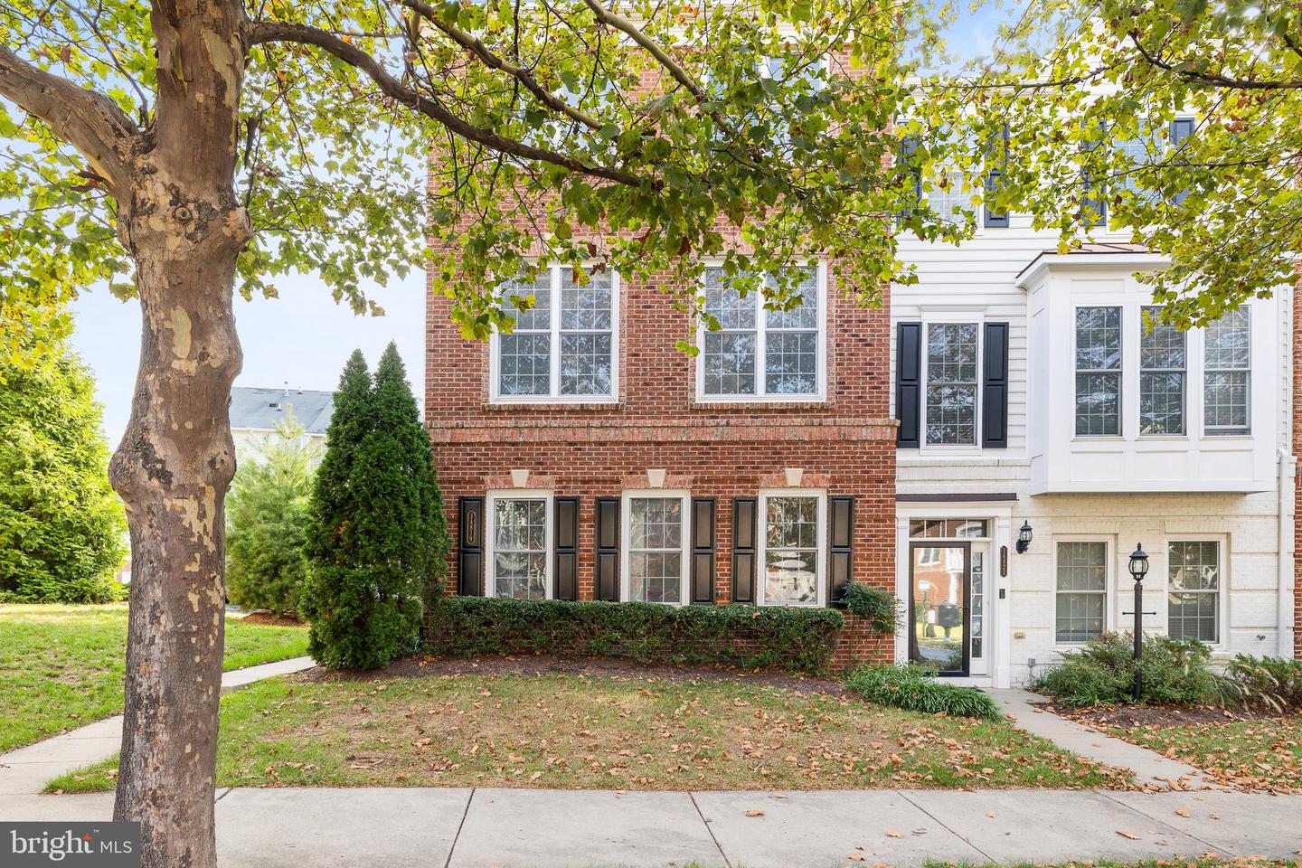 14819 POTOMAC BRANCH DR, WOODBRIDGE, Virginia 22191, 3 Bedrooms Bedrooms, ,2 BathroomsBathrooms,Residential,For sale,14819 POTOMAC BRANCH DR,VAPW2104310 MLS # VAPW2104310