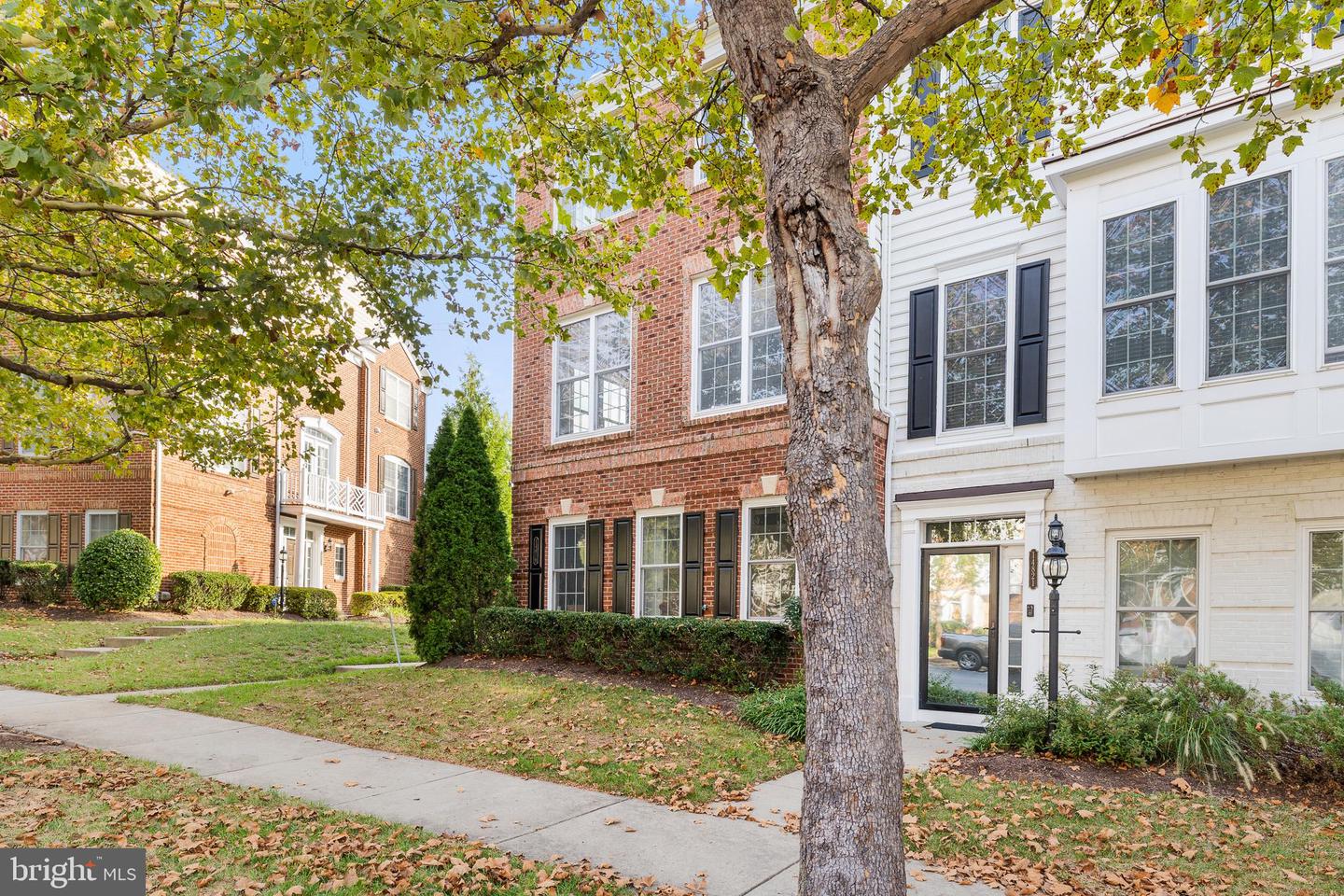 14819 POTOMAC BRANCH DR, WOODBRIDGE, Virginia 22191, 3 Bedrooms Bedrooms, ,2 BathroomsBathrooms,Residential,For sale,14819 POTOMAC BRANCH DR,VAPW2104310 MLS # VAPW2104310