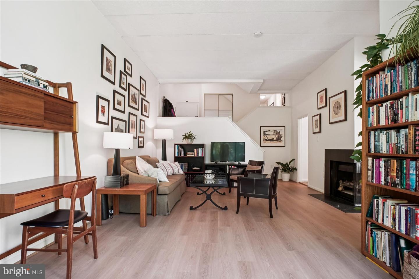 11564 ROLLING GREEN CT #12/100B, RESTON, Virginia 20191, 2 Bedrooms Bedrooms, ,2 BathroomsBathrooms,Residential,For sale,11564 ROLLING GREEN CT #12/100B,VAFX2268080 MLS # VAFX2268080