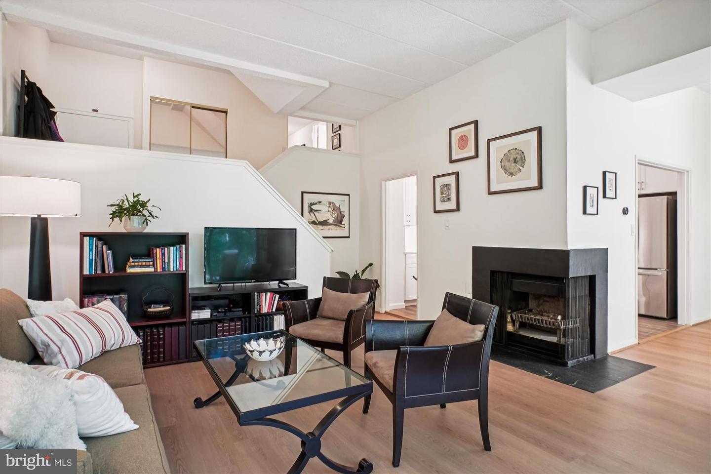 11564 ROLLING GREEN CT #12/100B, RESTON, Virginia 20191, 2 Bedrooms Bedrooms, ,2 BathroomsBathrooms,Residential,For sale,11564 ROLLING GREEN CT #12/100B,VAFX2268080 MLS # VAFX2268080