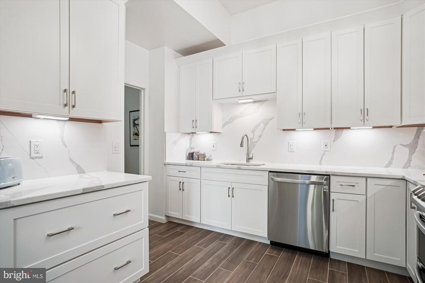 11564 ROLLING GREEN CT #12/100B, RESTON, Virginia 20191, 2 Bedrooms Bedrooms, ,2 BathroomsBathrooms,Residential,For sale,11564 ROLLING GREEN CT #12/100B,VAFX2268080 MLS # VAFX2268080