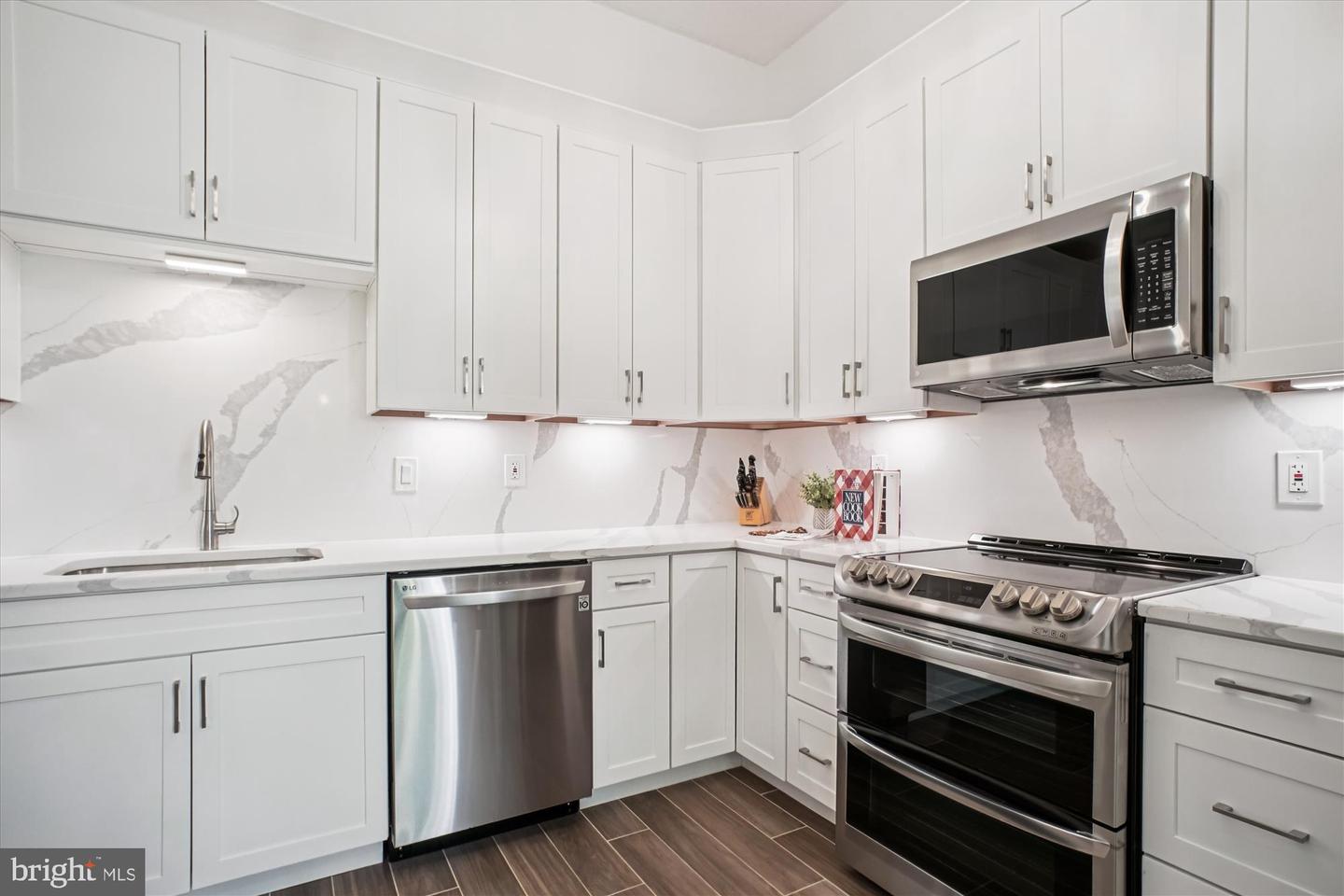 11564 ROLLING GREEN CT #12/100B, RESTON, Virginia 20191, 2 Bedrooms Bedrooms, ,2 BathroomsBathrooms,Residential,For sale,11564 ROLLING GREEN CT #12/100B,VAFX2268080 MLS # VAFX2268080