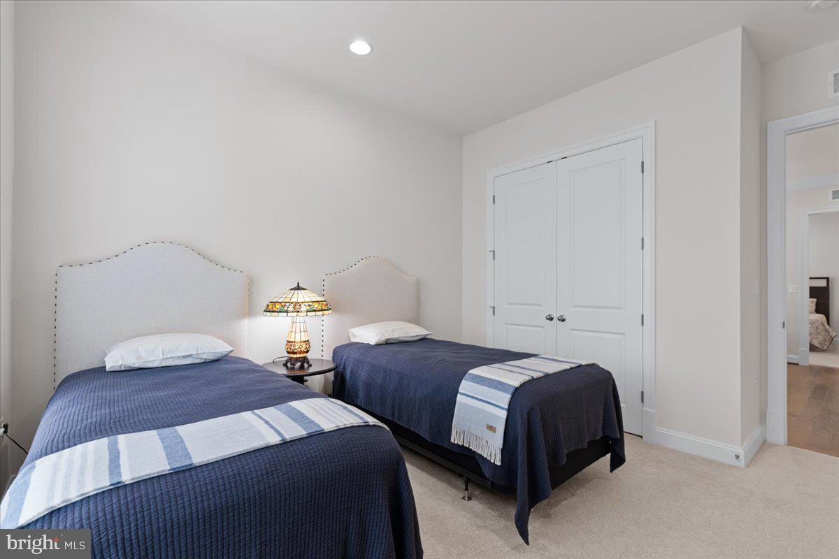 25951 CULLEN RUN PL, ALDIE, Virginia 20105, 4 Bedrooms Bedrooms, ,4 BathroomsBathrooms,Residential,For sale,25951 CULLEN RUN PL,VALO2107174 MLS # VALO2107174