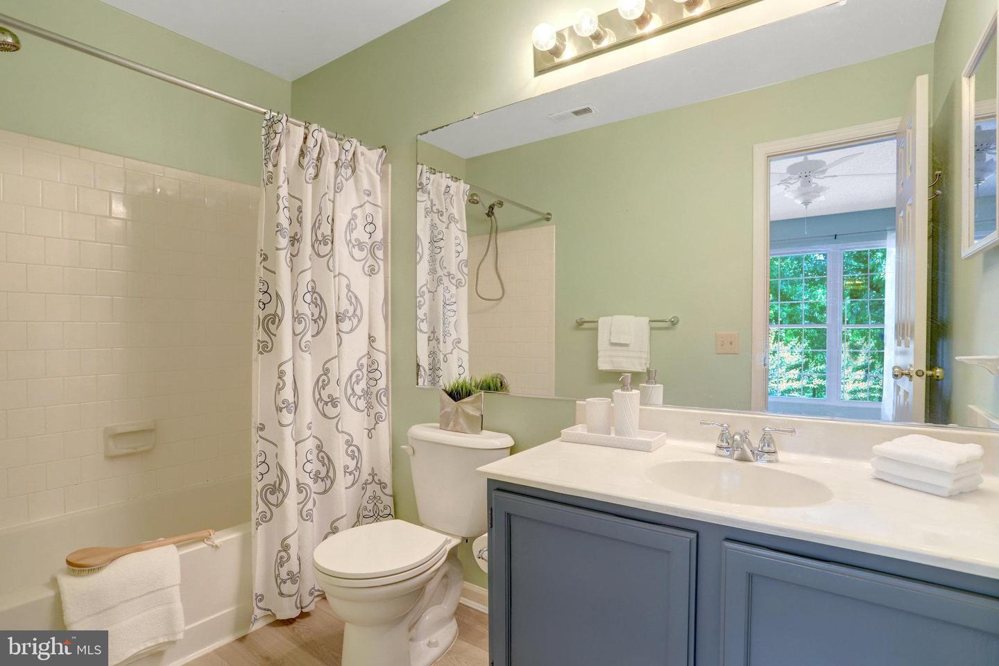 7172 WESTFIELD CT, ALEXANDRIA, Virginia 22306, 2 Bedrooms Bedrooms, ,2 BathroomsBathrooms,Residential,For sale,7172 WESTFIELD CT,VAFX2268214 MLS # VAFX2268214