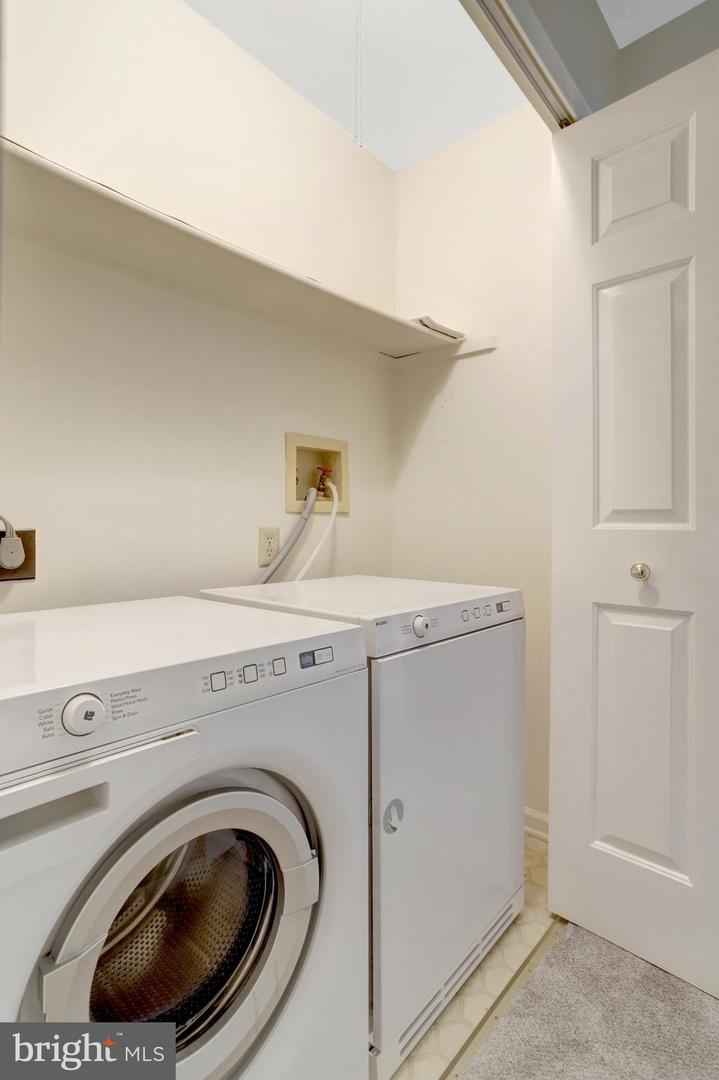 7172 WESTFIELD CT, ALEXANDRIA, Virginia 22306, 2 Bedrooms Bedrooms, ,2 BathroomsBathrooms,Residential,For sale,7172 WESTFIELD CT,VAFX2268214 MLS # VAFX2268214