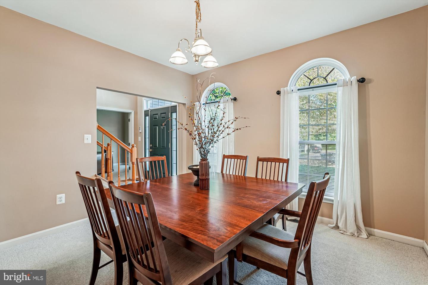 35739 MONTROSE CT, ROUND HILL, Virginia 20141, 4 Bedrooms Bedrooms, ,4 BathroomsBathrooms,Residential,For sale,35739 MONTROSE CT,VALO2107192 MLS # VALO2107192