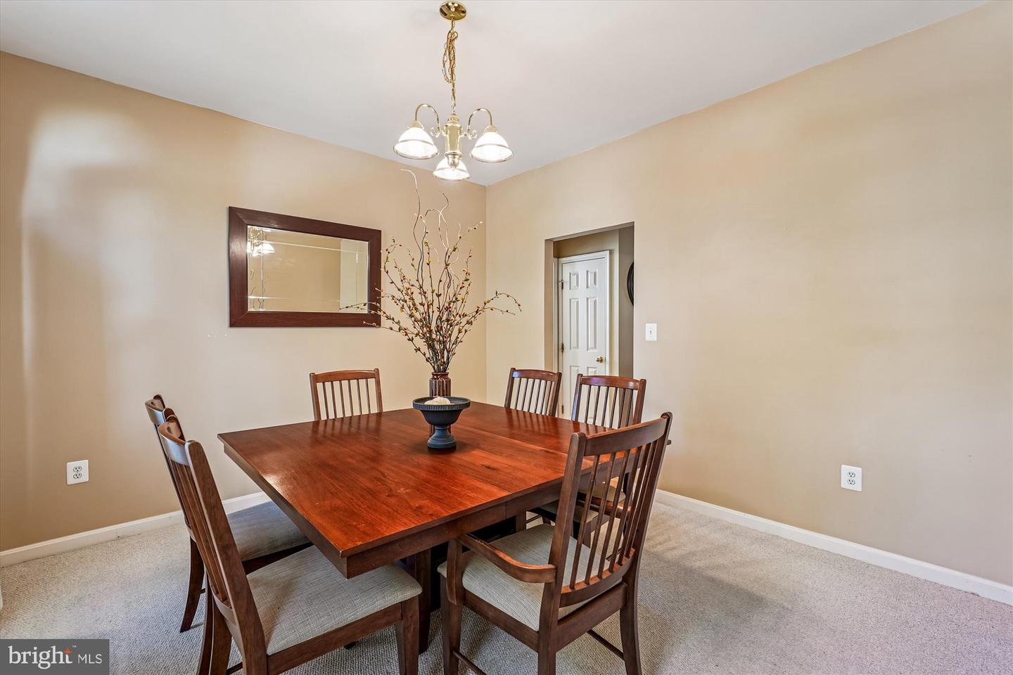 35739 MONTROSE CT, ROUND HILL, Virginia 20141, 4 Bedrooms Bedrooms, ,4 BathroomsBathrooms,Residential,For sale,35739 MONTROSE CT,VALO2107192 MLS # VALO2107192