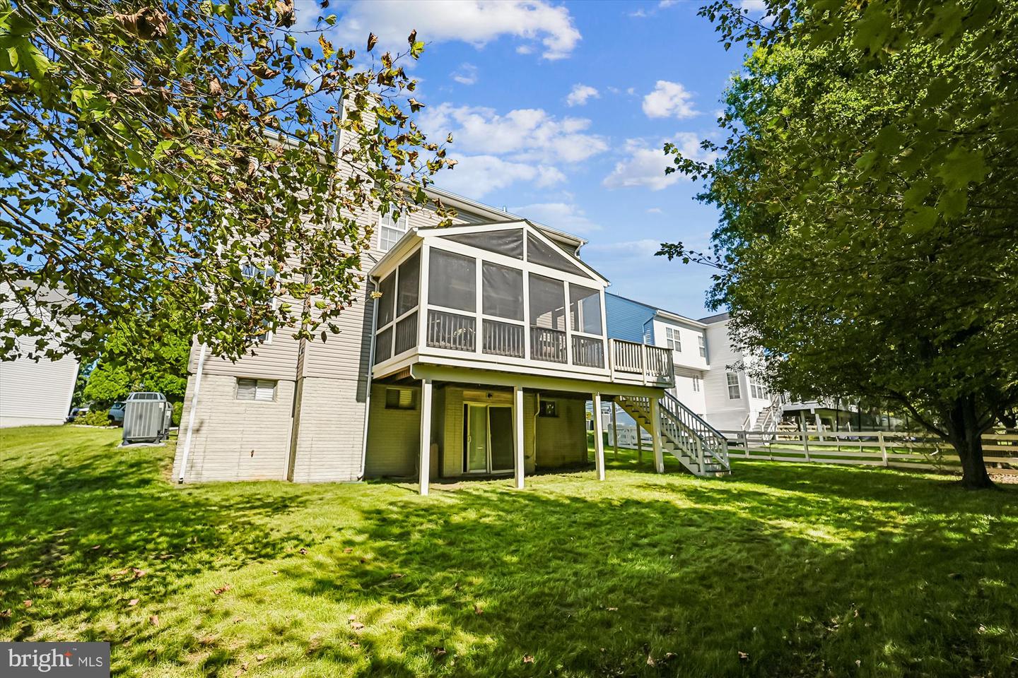 35739 MONTROSE CT, ROUND HILL, Virginia 20141, 4 Bedrooms Bedrooms, ,4 BathroomsBathrooms,Residential,For sale,35739 MONTROSE CT,VALO2107192 MLS # VALO2107192