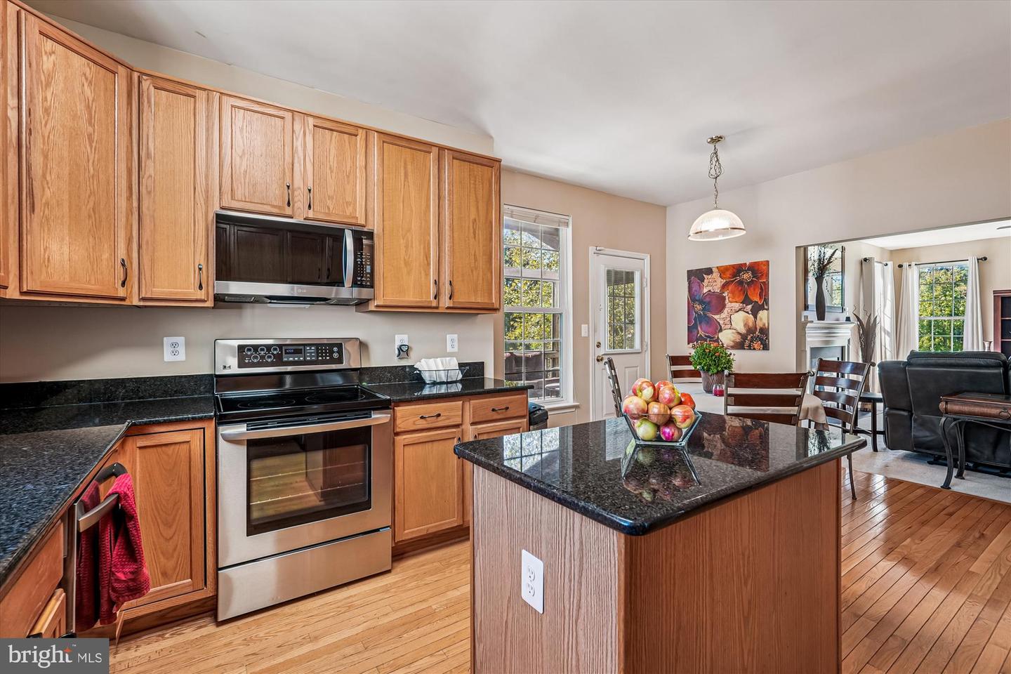 35739 MONTROSE CT, ROUND HILL, Virginia 20141, 4 Bedrooms Bedrooms, ,4 BathroomsBathrooms,Residential,For sale,35739 MONTROSE CT,VALO2107192 MLS # VALO2107192