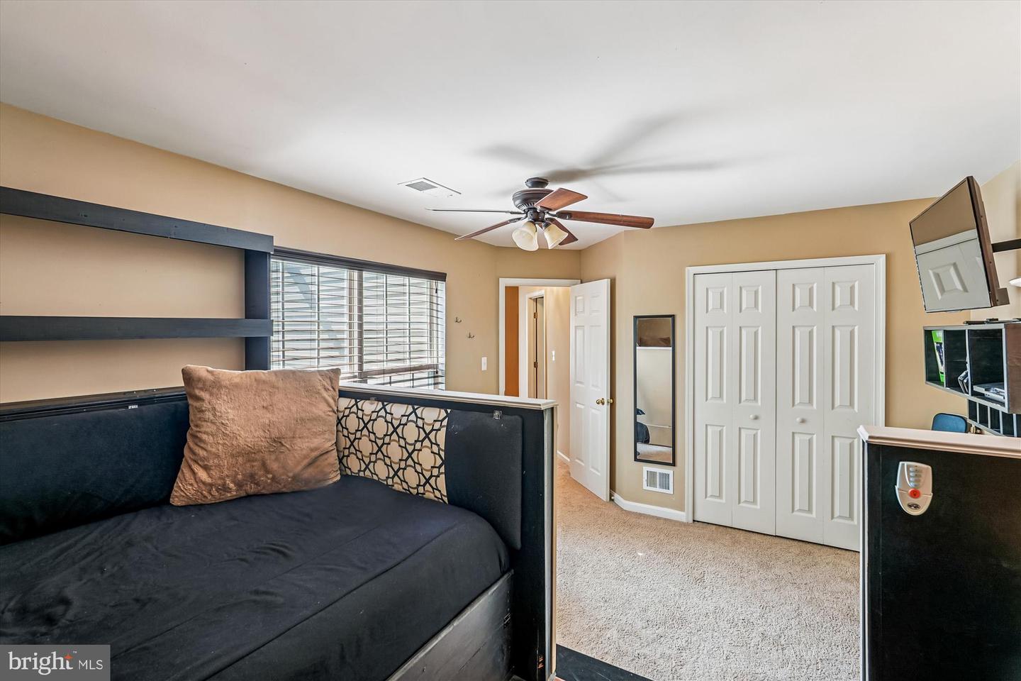 35739 MONTROSE CT, ROUND HILL, Virginia 20141, 4 Bedrooms Bedrooms, ,4 BathroomsBathrooms,Residential,For sale,35739 MONTROSE CT,VALO2107192 MLS # VALO2107192