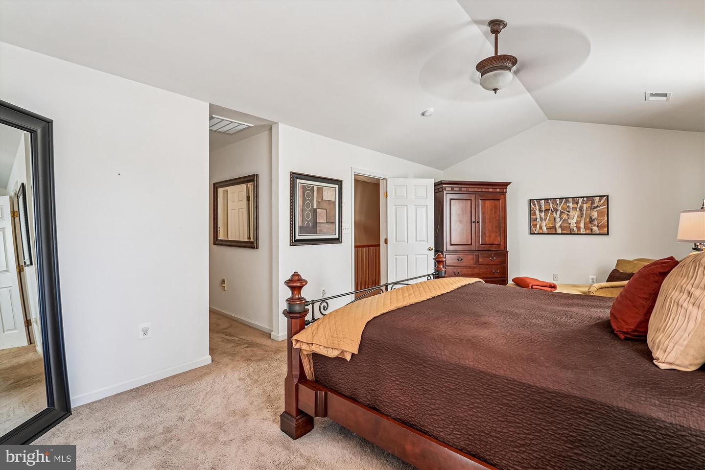 35739 MONTROSE CT, ROUND HILL, Virginia 20141, 4 Bedrooms Bedrooms, ,4 BathroomsBathrooms,Residential,For sale,35739 MONTROSE CT,VALO2107192 MLS # VALO2107192