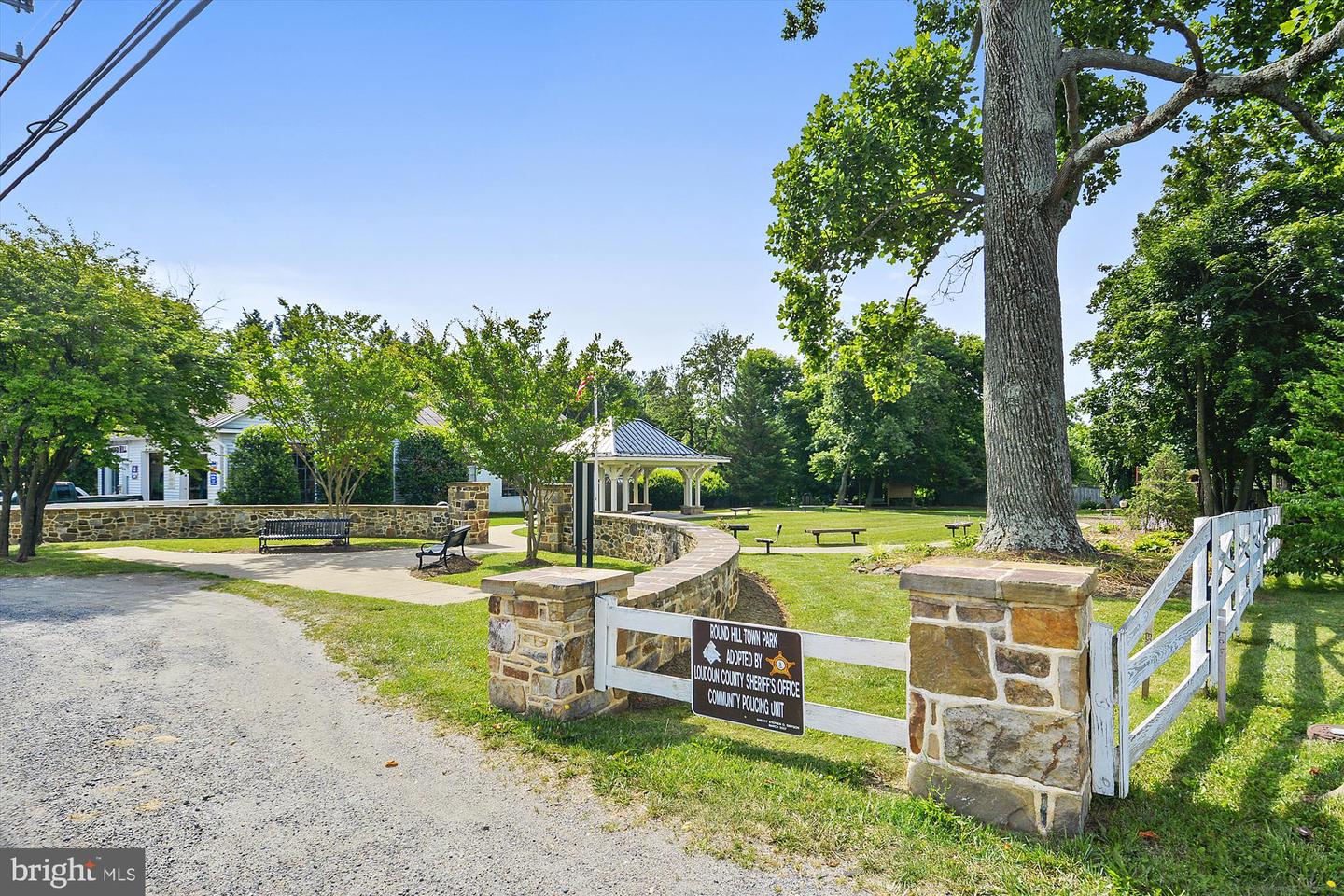 35739 MONTROSE CT, ROUND HILL, Virginia 20141, 4 Bedrooms Bedrooms, ,4 BathroomsBathrooms,Residential,For sale,35739 MONTROSE CT,VALO2107192 MLS # VALO2107192