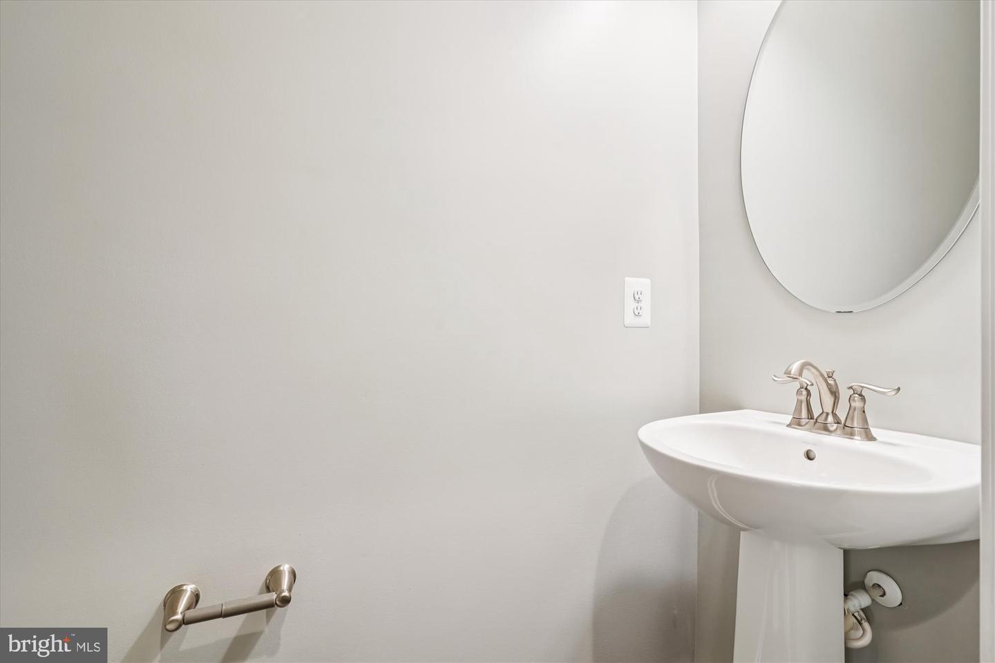 17135 BELLE ISLE DR, DUMFRIES, Virginia 22026, 7 Bedrooms Bedrooms, ,6 BathroomsBathrooms,Residential,For sale,17135 BELLE ISLE DR,VAPW2104390 MLS # VAPW2104390