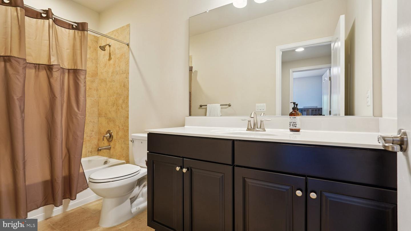 527 APRICOT ST, STAFFORD, Virginia 22554, 5 Bedrooms Bedrooms, ,5 BathroomsBathrooms,Residential,For sale,527 APRICOT ST,VAST2042788 MLS # VAST2042788