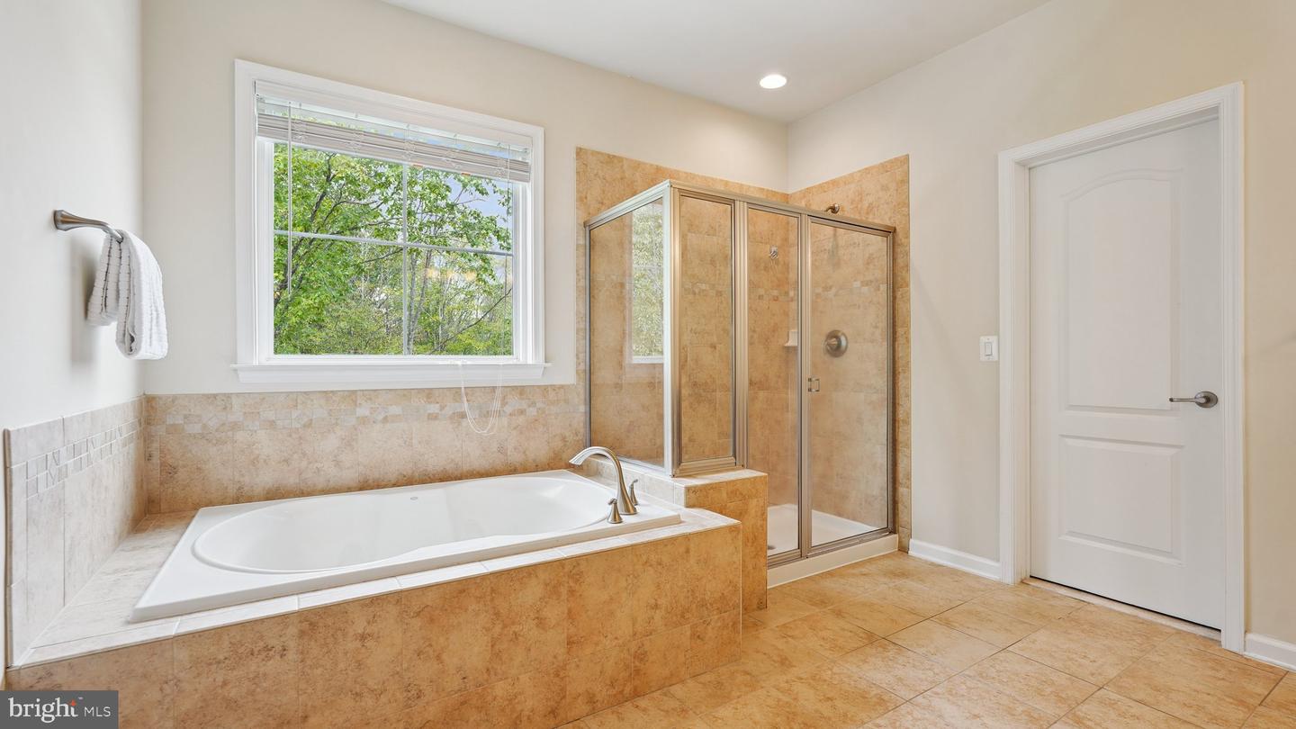 527 APRICOT ST, STAFFORD, Virginia 22554, 5 Bedrooms Bedrooms, ,5 BathroomsBathrooms,Residential,For sale,527 APRICOT ST,VAST2042788 MLS # VAST2042788