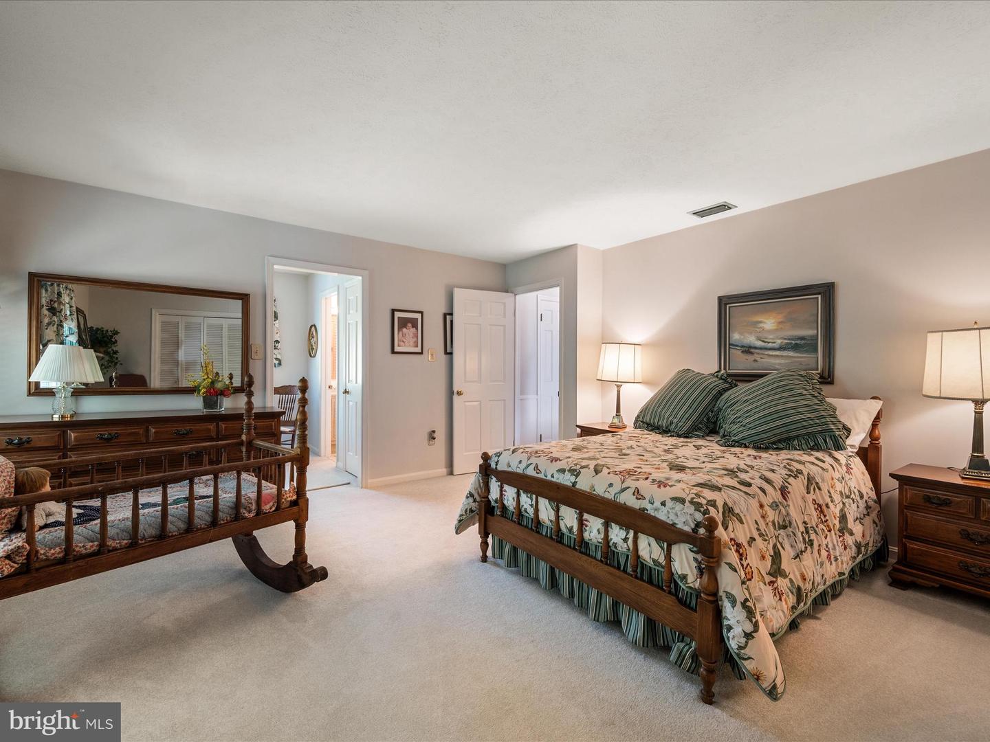 308 W MAIN ST, BERRYVILLE, Virginia 22611, 4 Bedrooms Bedrooms, ,3 BathroomsBathrooms,Residential,For sale,308 W MAIN ST,VACL2006088 MLS # VACL2006088