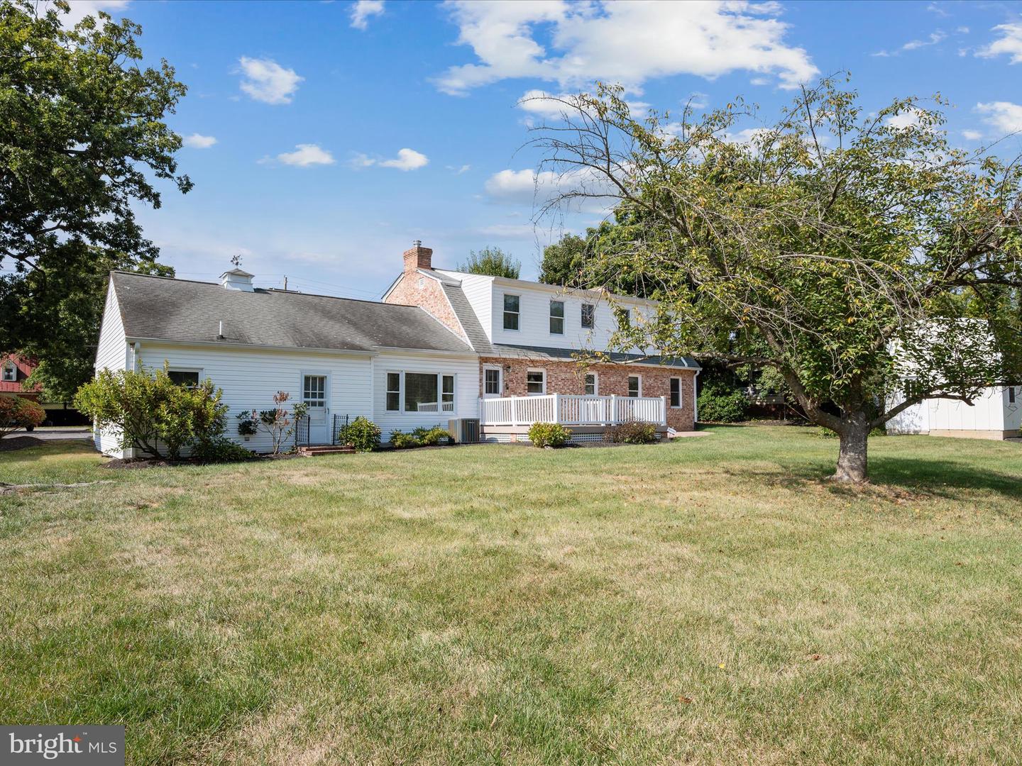 308 W MAIN ST, BERRYVILLE, Virginia 22611, 4 Bedrooms Bedrooms, ,3 BathroomsBathrooms,Residential,For sale,308 W MAIN ST,VACL2006088 MLS # VACL2006088