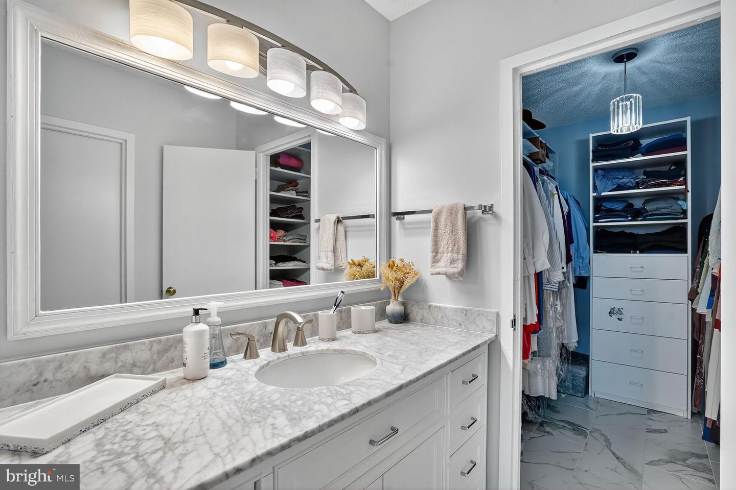 3701 S GEORGE MASON DR #1915N, FALLS CHURCH, Virginia 22041, 3 Bedrooms Bedrooms, ,2 BathroomsBathrooms,Residential,For sale,3701 S GEORGE MASON DR #1915N,VAFX2268898 MLS # VAFX2268898