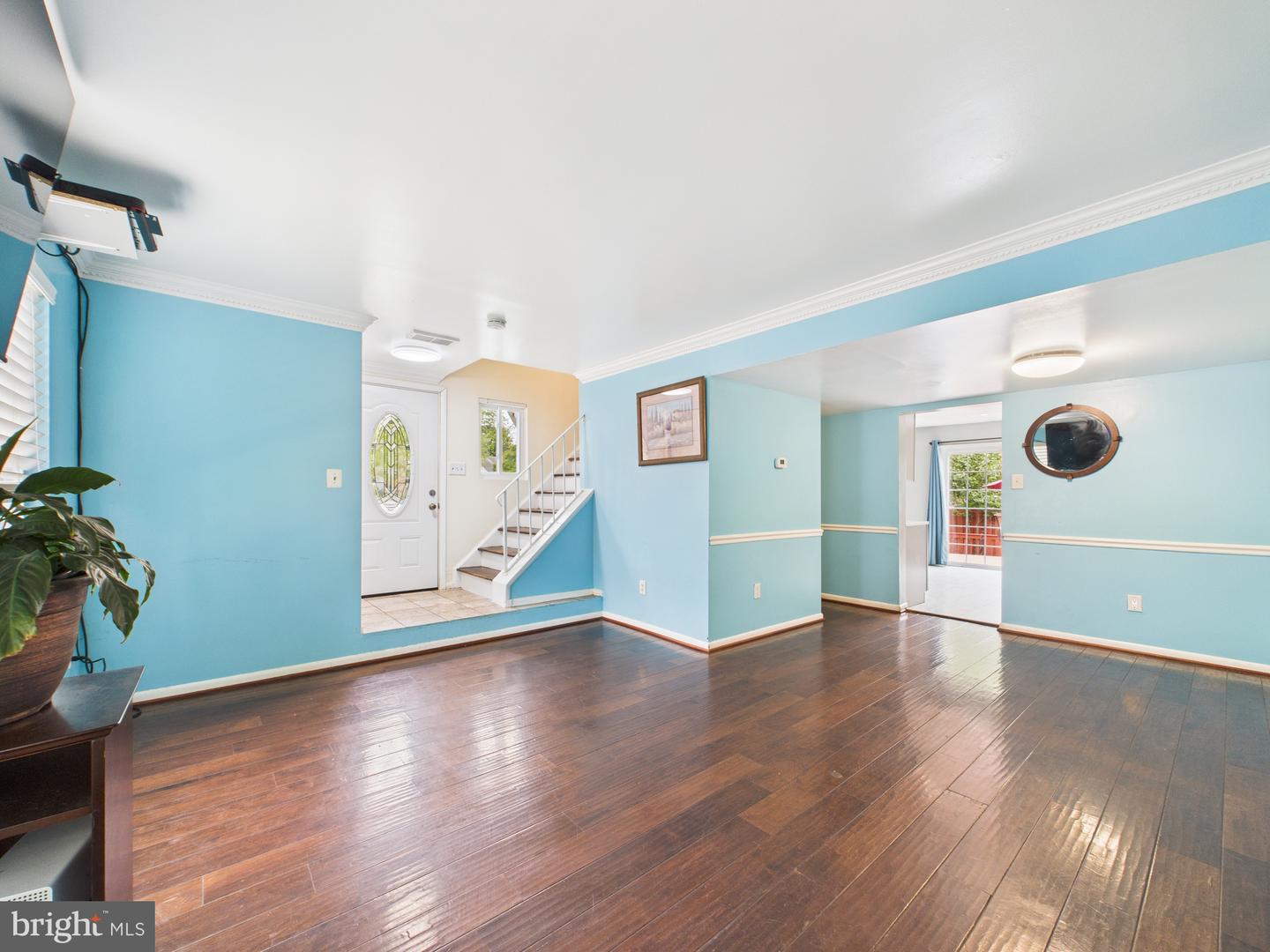2100 BERGER PL, HERNDON, Virginia 20170, 4 Bedrooms Bedrooms, ,2 BathroomsBathrooms,Residential,For sale,2100 BERGER PL,VAFX2268926 MLS # VAFX2268926