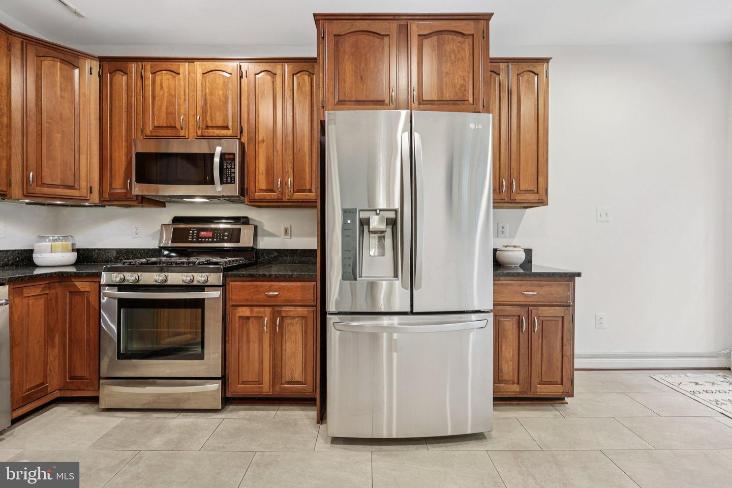 2177 WOLFTRAP CT, VIENNA, Virginia 22182, 3 Bedrooms Bedrooms, 15 Rooms Rooms,3 BathroomsBathrooms,Residential,For sale,2177 WOLFTRAP CT,VAFX2268576 MLS # VAFX2268576