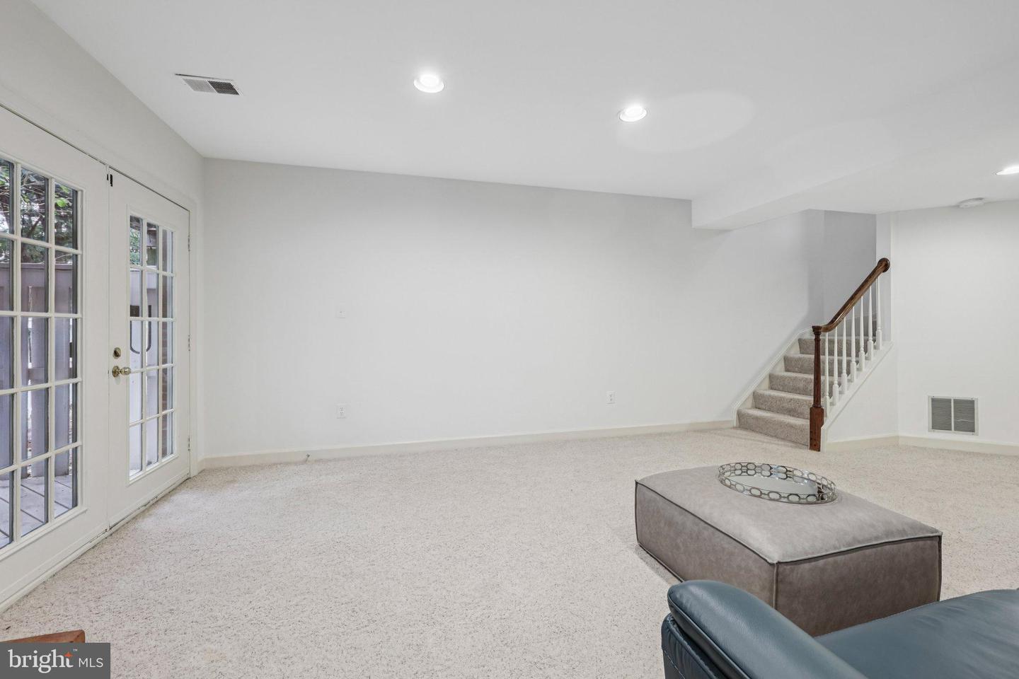 2177 WOLFTRAP CT, VIENNA, Virginia 22182, 3 Bedrooms Bedrooms, 15 Rooms Rooms,3 BathroomsBathrooms,Residential,For sale,2177 WOLFTRAP CT,VAFX2268576 MLS # VAFX2268576