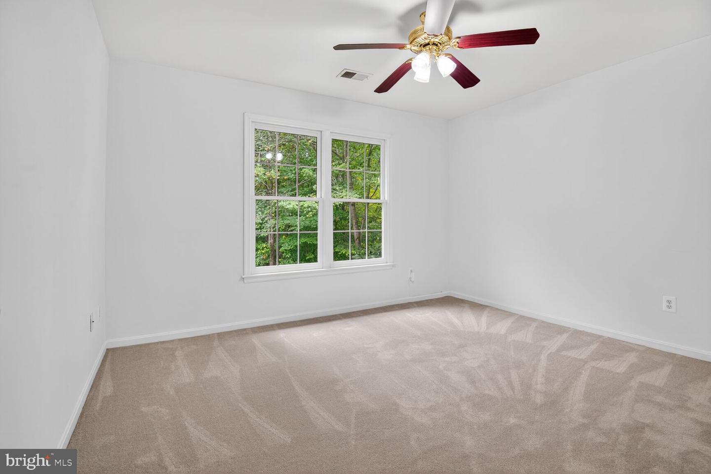 6233 ALISTAIR DR, MANASSAS, Virginia 20112, 5 Bedrooms Bedrooms, ,3 BathroomsBathrooms,Residential,For sale,6233 ALISTAIR DR,VAPW2104544 MLS # VAPW2104544