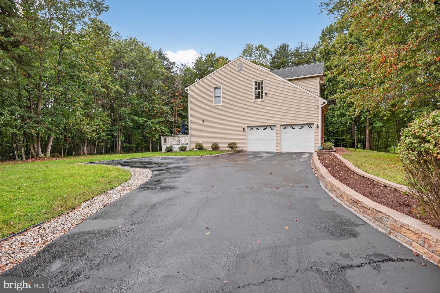 6233 ALISTAIR DR, MANASSAS, Virginia 20112, 5 Bedrooms Bedrooms, ,3 BathroomsBathrooms,Residential,For sale,6233 ALISTAIR DR,VAPW2104544 MLS # VAPW2104544