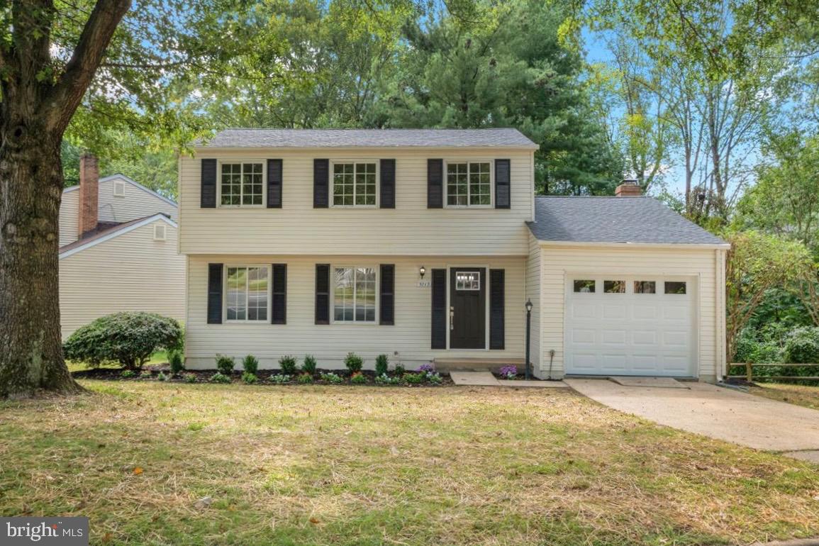 5713 OAK GREEN, BURKE, Virginia 22015, 3 Bedrooms Bedrooms, 6 Rooms Rooms,2 BathroomsBathrooms,Residential,For sale,5713 OAK GREEN,VAFX2268756 MLS # VAFX2268756