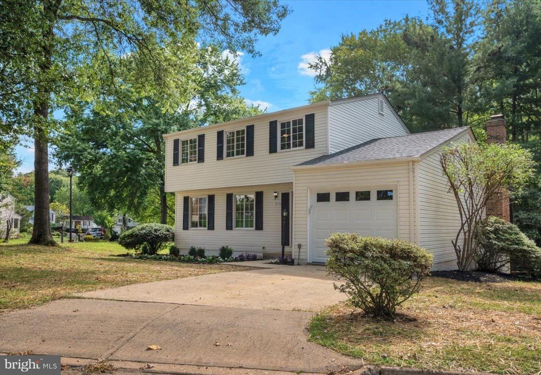 5713 OAK GREEN, BURKE, Virginia 22015, 3 Bedrooms Bedrooms, 6 Rooms Rooms,2 BathroomsBathrooms,Residential,For sale,5713 OAK GREEN,VAFX2268756 MLS # VAFX2268756