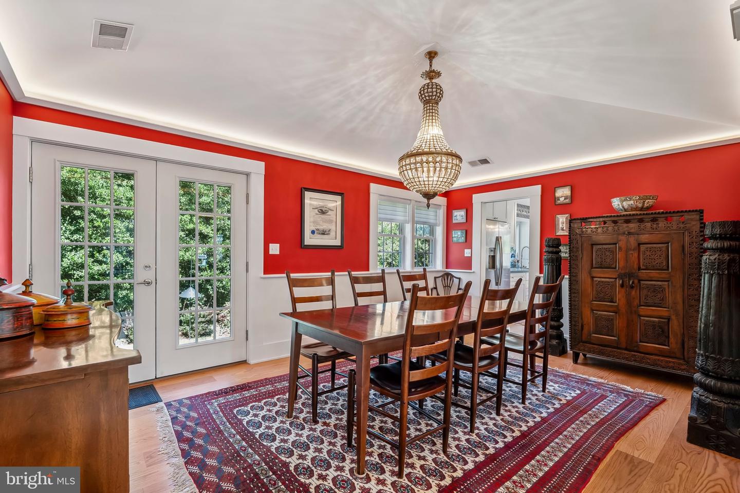 3701 N OAKLAND ST, ARLINGTON, Virginia 22207, 4 Bedrooms Bedrooms, ,3 BathroomsBathrooms,Residential,For sale,3701 N OAKLAND ST,VAAR2064064 MLS # VAAR2064064