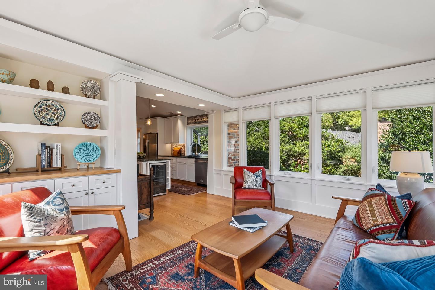 3701 N OAKLAND ST, ARLINGTON, Virginia 22207, 4 Bedrooms Bedrooms, ,3 BathroomsBathrooms,Residential,For sale,3701 N OAKLAND ST,VAAR2064064 MLS # VAAR2064064