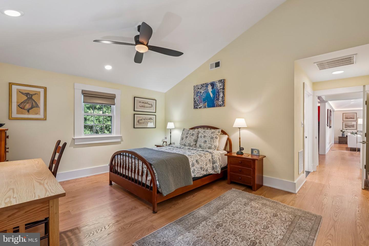 3701 N OAKLAND ST, ARLINGTON, Virginia 22207, 4 Bedrooms Bedrooms, ,3 BathroomsBathrooms,Residential,For sale,3701 N OAKLAND ST,VAAR2064064 MLS # VAAR2064064