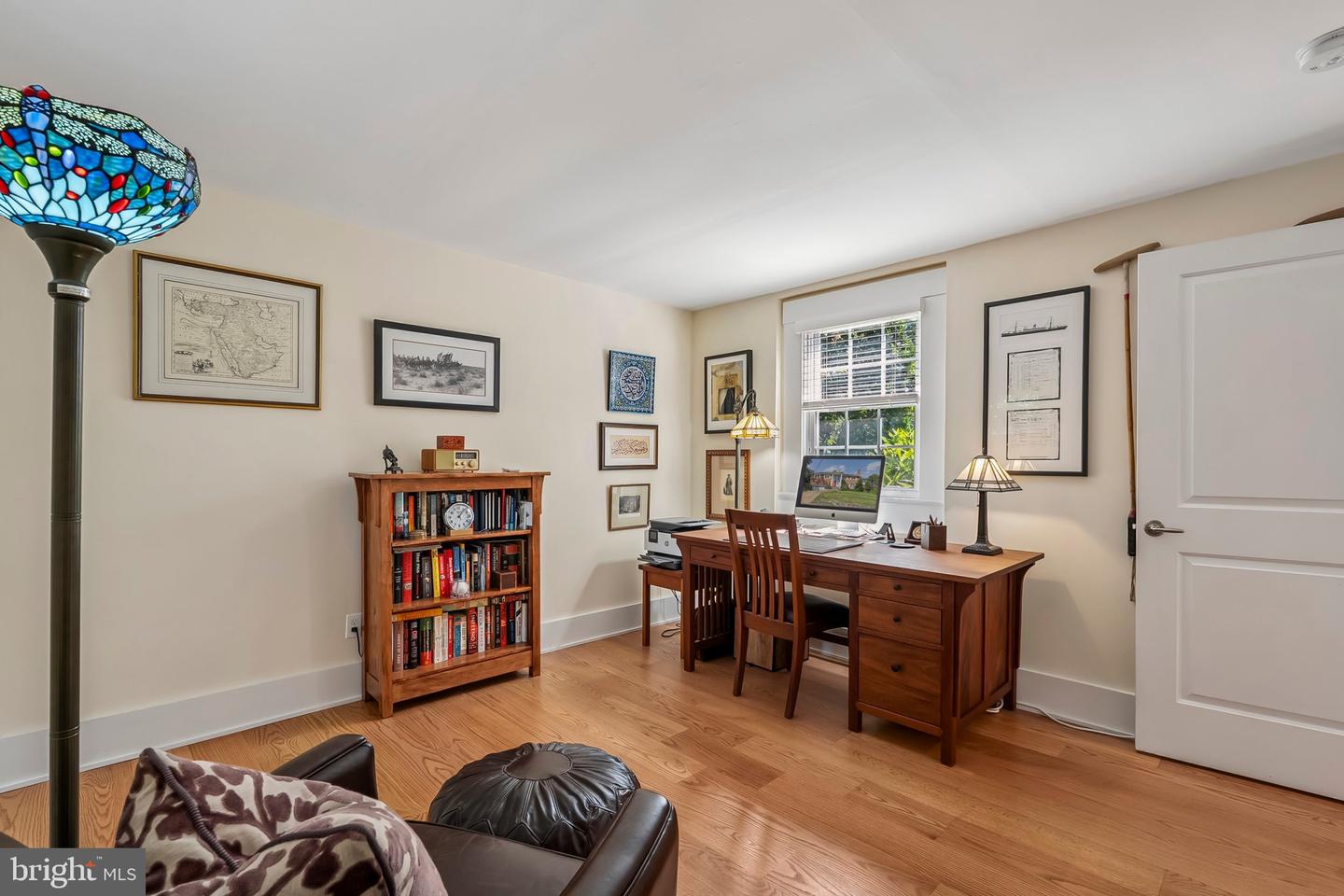 3701 N OAKLAND ST, ARLINGTON, Virginia 22207, 4 Bedrooms Bedrooms, ,3 BathroomsBathrooms,Residential,For sale,3701 N OAKLAND ST,VAAR2064064 MLS # VAAR2064064