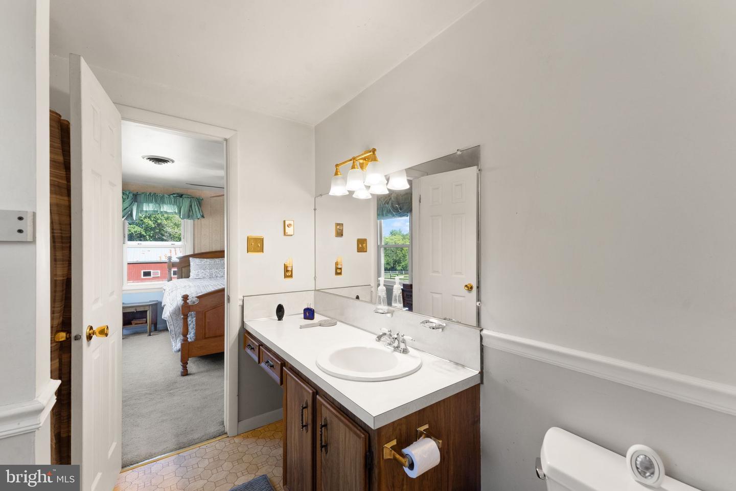 18957 AIRMONT RD, PURCELLVILLE, Virginia 20132, 3 Bedrooms Bedrooms, ,2 BathroomsBathrooms,Residential,For sale,18957 AIRMONT RD,VALO2107398 MLS # VALO2107398