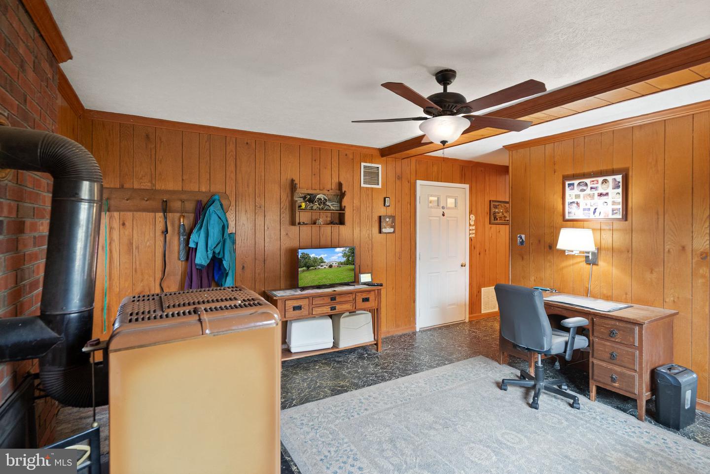 18957 AIRMONT RD, PURCELLVILLE, Virginia 20132, 3 Bedrooms Bedrooms, ,2 BathroomsBathrooms,Residential,For sale,18957 AIRMONT RD,VALO2107398 MLS # VALO2107398