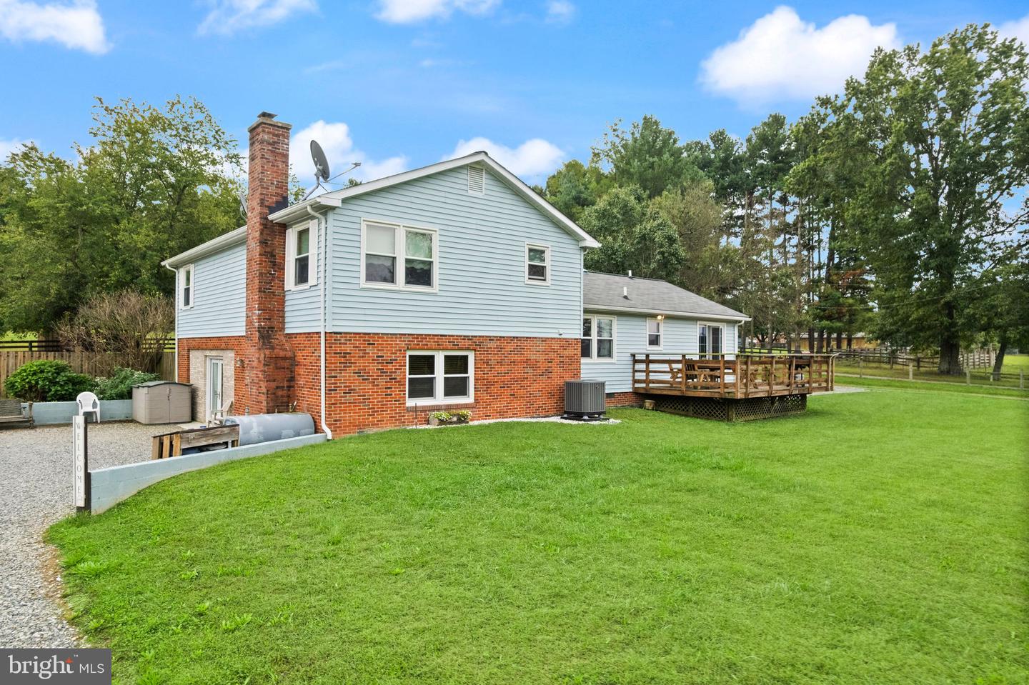 18957 AIRMONT RD, PURCELLVILLE, Virginia 20132, 3 Bedrooms Bedrooms, ,2 BathroomsBathrooms,Residential,For sale,18957 AIRMONT RD,VALO2107398 MLS # VALO2107398