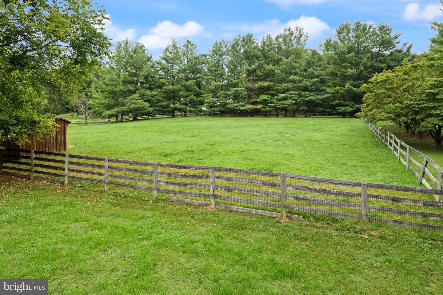 18957 AIRMONT RD, PURCELLVILLE, Virginia 20132, 3 Bedrooms Bedrooms, ,2 BathroomsBathrooms,Residential,For sale,18957 AIRMONT RD,VALO2107398 MLS # VALO2107398
