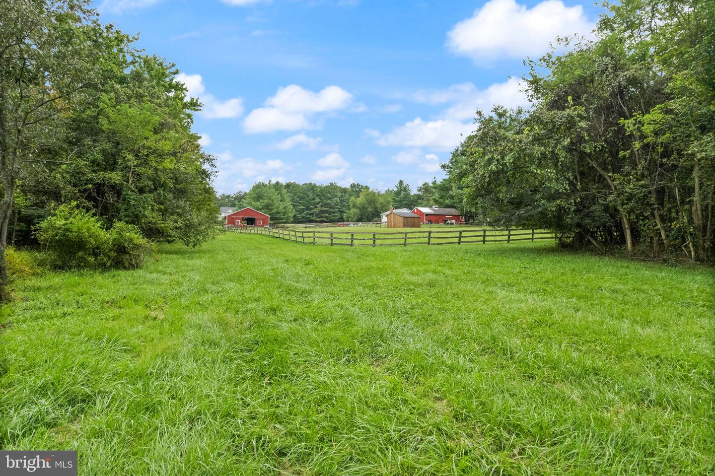 18957 AIRMONT RD, PURCELLVILLE, Virginia 20132, 3 Bedrooms Bedrooms, ,2 BathroomsBathrooms,Residential,For sale,18957 AIRMONT RD,VALO2107398 MLS # VALO2107398