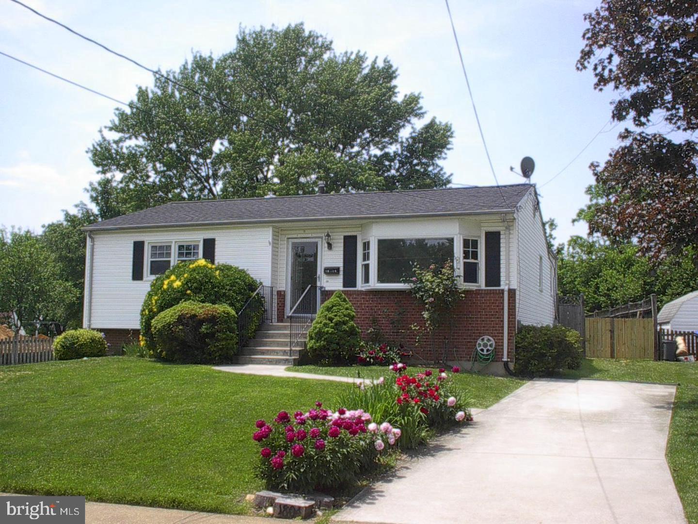 1804 OLNEY RD, FALLS CHURCH, Virginia 22043, 3 Bedrooms Bedrooms, 7 Rooms Rooms,3 BathroomsBathrooms,Residential,For sale,1804 OLNEY RD,VAFX2268806 MLS # VAFX2268806
