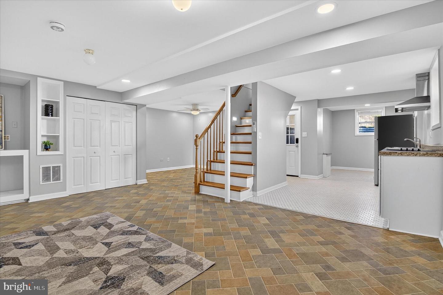 1804 OLNEY RD, FALLS CHURCH, Virginia 22043, 3 Bedrooms Bedrooms, 7 Rooms Rooms,3 BathroomsBathrooms,Residential,For sale,1804 OLNEY RD,VAFX2268806 MLS # VAFX2268806
