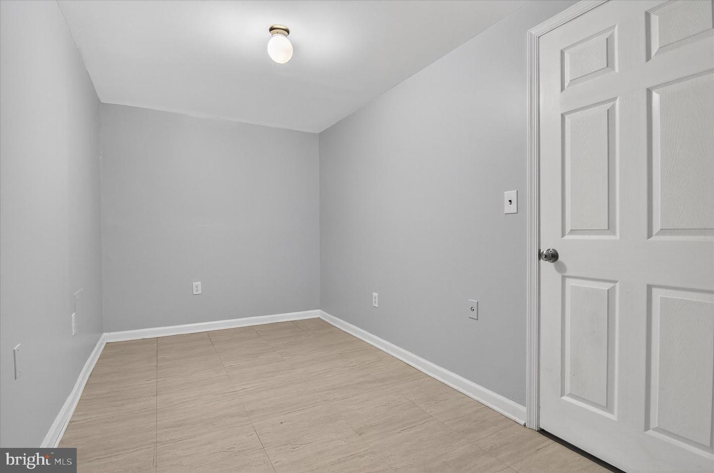 1804 OLNEY RD, FALLS CHURCH, Virginia 22043, 3 Bedrooms Bedrooms, 7 Rooms Rooms,3 BathroomsBathrooms,Residential,For sale,1804 OLNEY RD,VAFX2268806 MLS # VAFX2268806