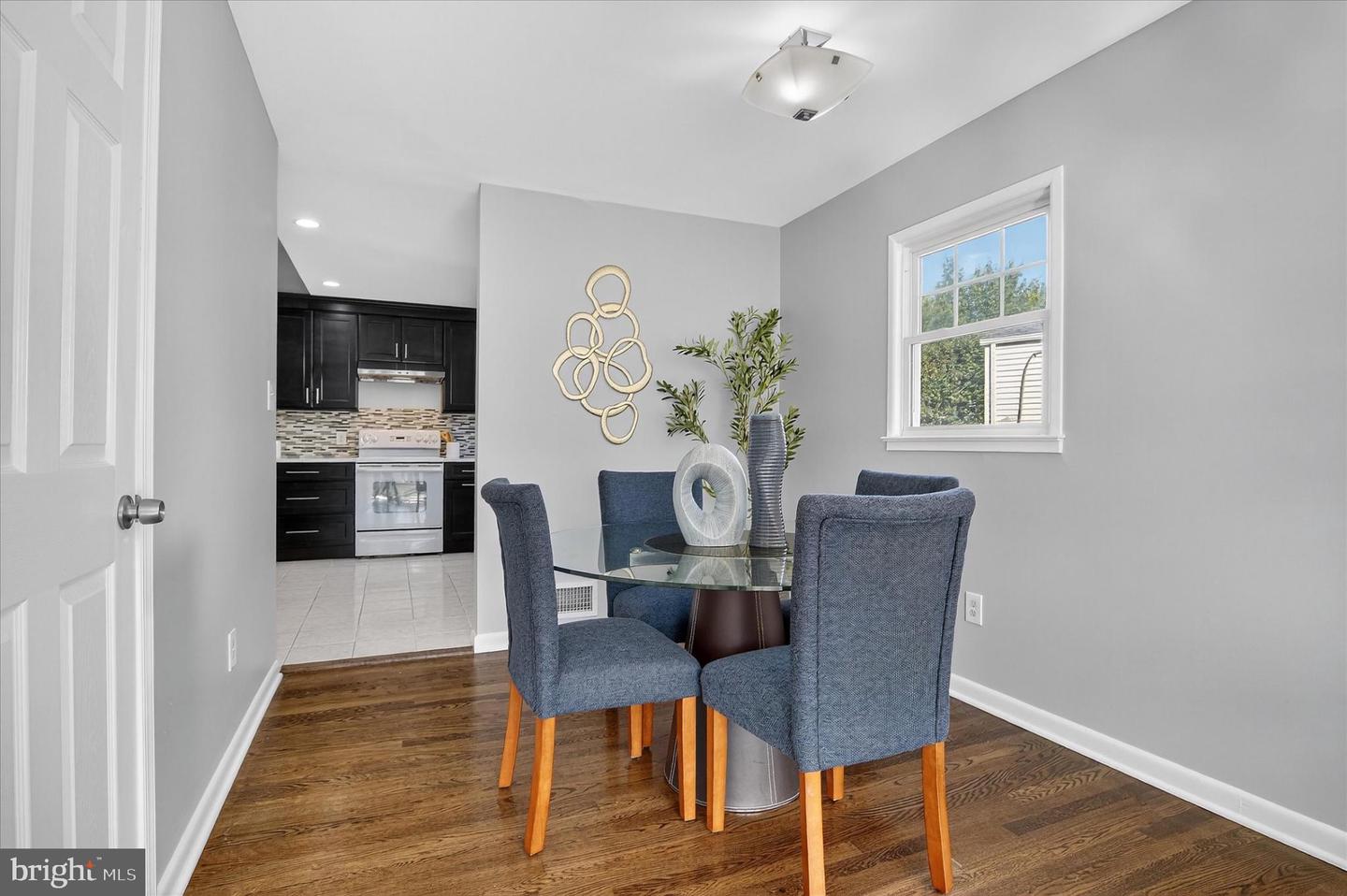 1804 OLNEY RD, FALLS CHURCH, Virginia 22043, 3 Bedrooms Bedrooms, 7 Rooms Rooms,3 BathroomsBathrooms,Residential,For sale,1804 OLNEY RD,VAFX2268806 MLS # VAFX2268806