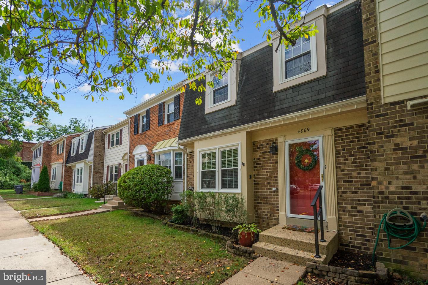 4869 NASH DR, FAIRFAX, Virginia 22032, 3 Bedrooms Bedrooms, 12 Rooms Rooms,2 BathroomsBathrooms,Residential,For sale,4869 NASH DR,VAFX2268838 MLS # VAFX2268838