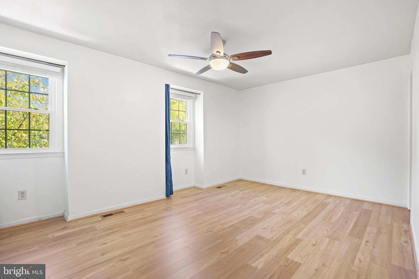 4869 NASH DR, FAIRFAX, Virginia 22032, 3 Bedrooms Bedrooms, 12 Rooms Rooms,2 BathroomsBathrooms,Residential,For sale,4869 NASH DR,VAFX2268838 MLS # VAFX2268838