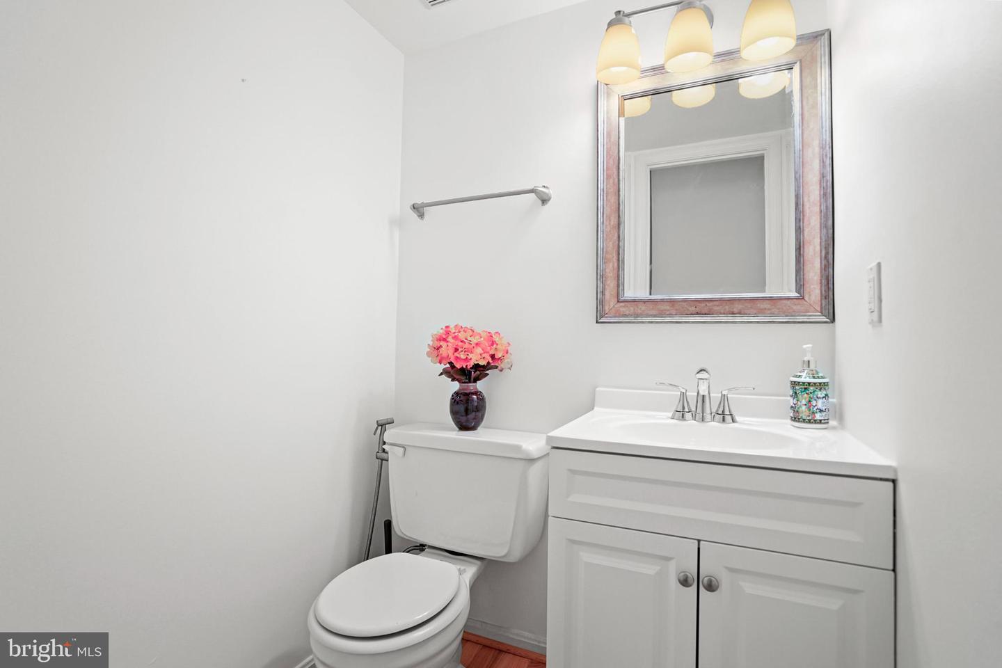 4869 NASH DR, FAIRFAX, Virginia 22032, 3 Bedrooms Bedrooms, 12 Rooms Rooms,2 BathroomsBathrooms,Residential,For sale,4869 NASH DR,VAFX2268838 MLS # VAFX2268838