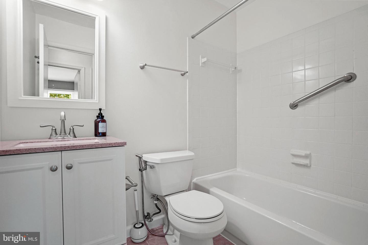 4869 NASH DR, FAIRFAX, Virginia 22032, 3 Bedrooms Bedrooms, 12 Rooms Rooms,2 BathroomsBathrooms,Residential,For sale,4869 NASH DR,VAFX2268838 MLS # VAFX2268838