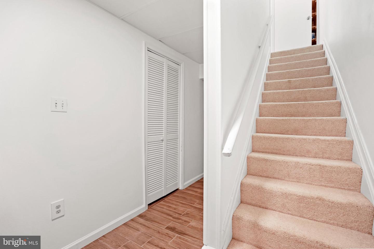 4869 NASH DR, FAIRFAX, Virginia 22032, 3 Bedrooms Bedrooms, 12 Rooms Rooms,2 BathroomsBathrooms,Residential,For sale,4869 NASH DR,VAFX2268838 MLS # VAFX2268838