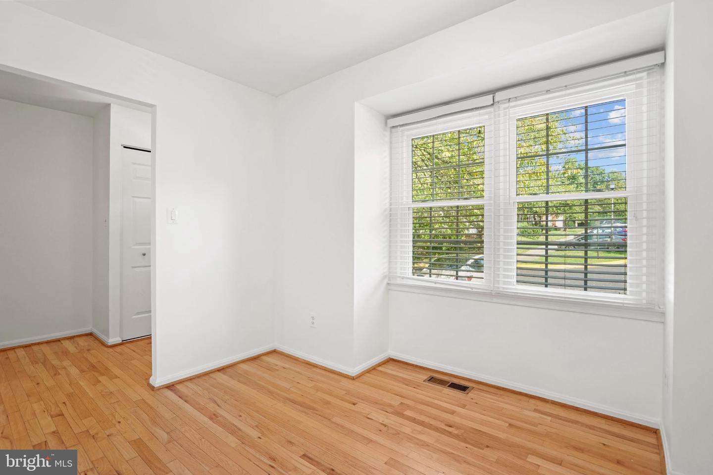4869 NASH DR, FAIRFAX, Virginia 22032, 3 Bedrooms Bedrooms, 12 Rooms Rooms,2 BathroomsBathrooms,Residential,For sale,4869 NASH DR,VAFX2268838 MLS # VAFX2268838