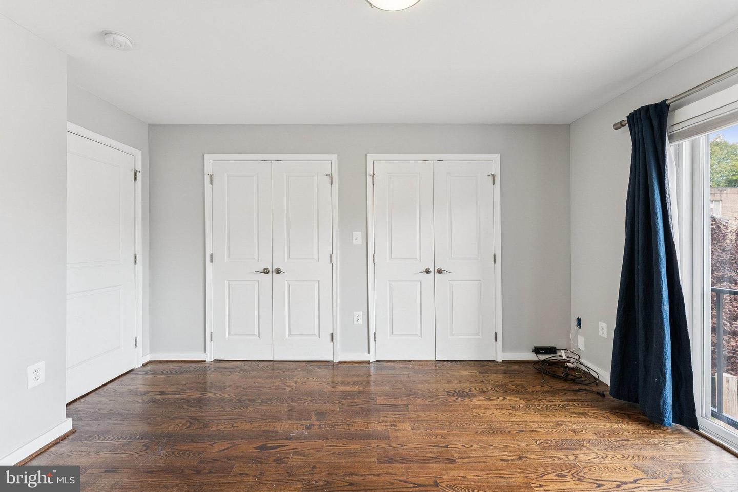 WASHINGTON, District Of Columbia 20002, 4 Bedrooms Bedrooms, 11 Rooms Rooms,3 BathroomsBathrooms,Residential,For sale,DCDC2223782 MLS # DCDC2223782